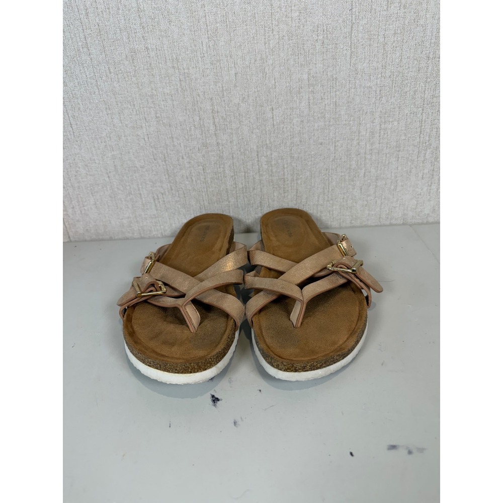 Maurices Adele Women's 7M Cross Strap Molded Footbed Sandal Thong‎ Summer